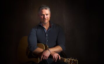 Takes Us On A Journey Back In Time For His New Single ‘ALIEN RACE’