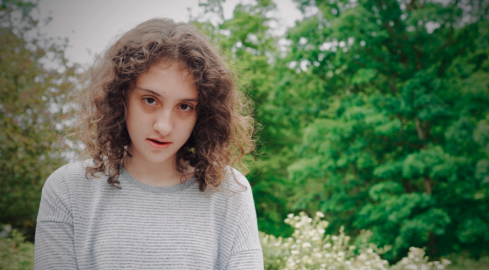 Emma Quinones The Famous Singer And Dancer