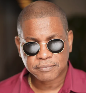 Hot New Single Release by Darrell KellyInsane In The Ukraine