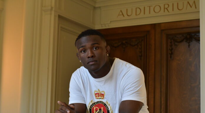 Rising R&B Artist Kris Jonathon Dealt With Heartbreak – But He’d Do It All Over Again