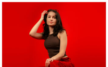 The Era of Amanda Plumb is Coming Soon With Her New Single “Seaside“