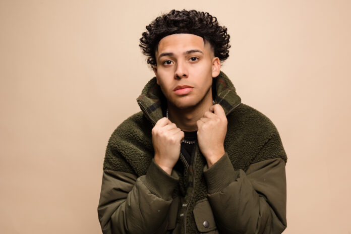 Enzo-beige background-new